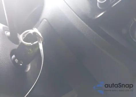 2017 Volkswagen Jetta 1.4T S z USA, uszkodzony, nr VIN 3VW2B7AJ1HM358670